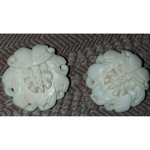 Vintage Hand Carved Bovine Bone Flower Clip Earrings Pierced Floral 1950s China